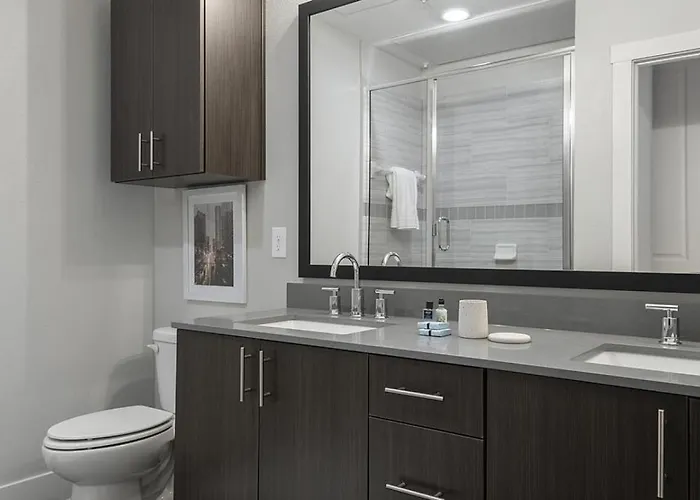 Landing Modern With Amazing Amenities Fort Worth