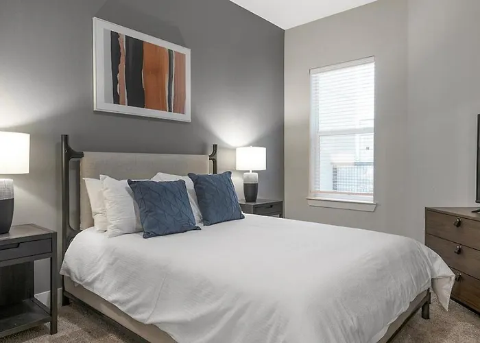 Landing Modern With Amazing Amenities Fort Worth